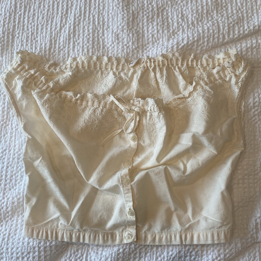 Brandy Melville blouse top